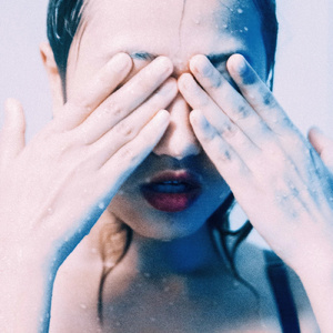 欧美波霸爆乳熟妇A片枪战
